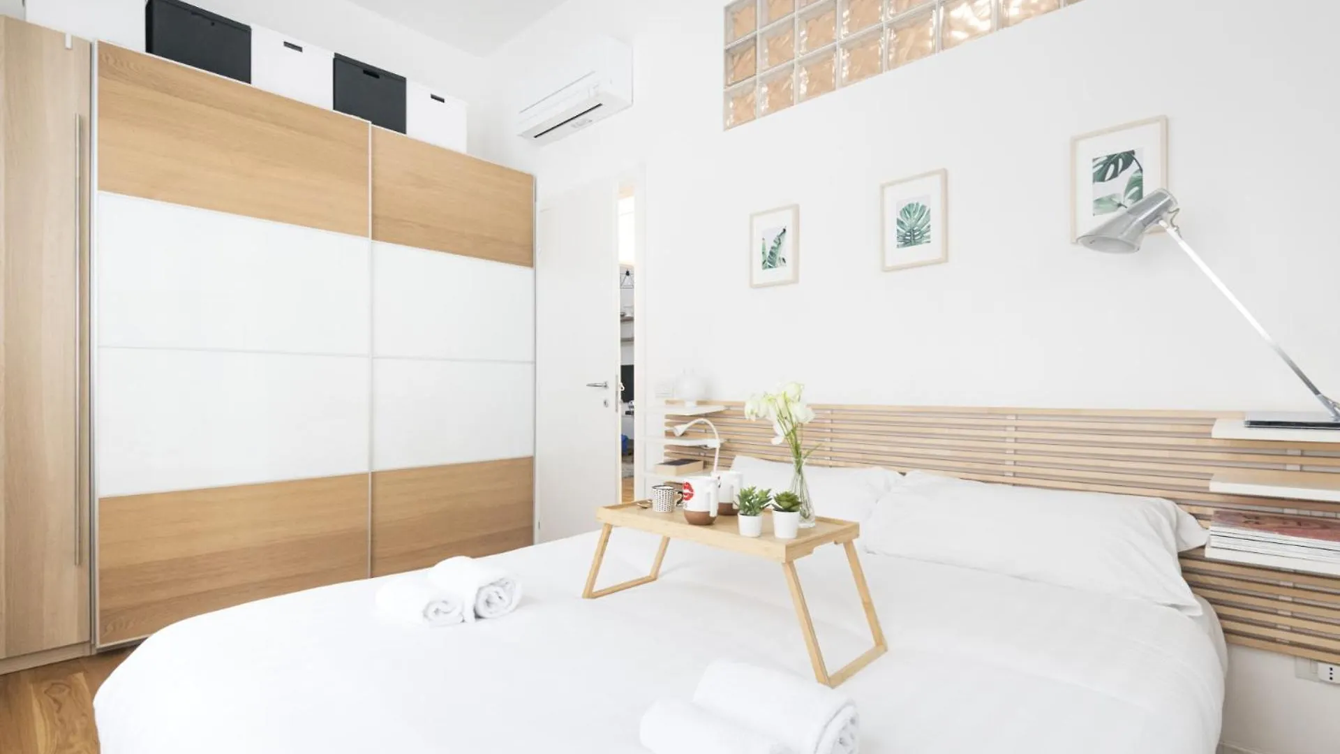 Easylife - Luminoso Bilocale In City Life ميلان 0*,